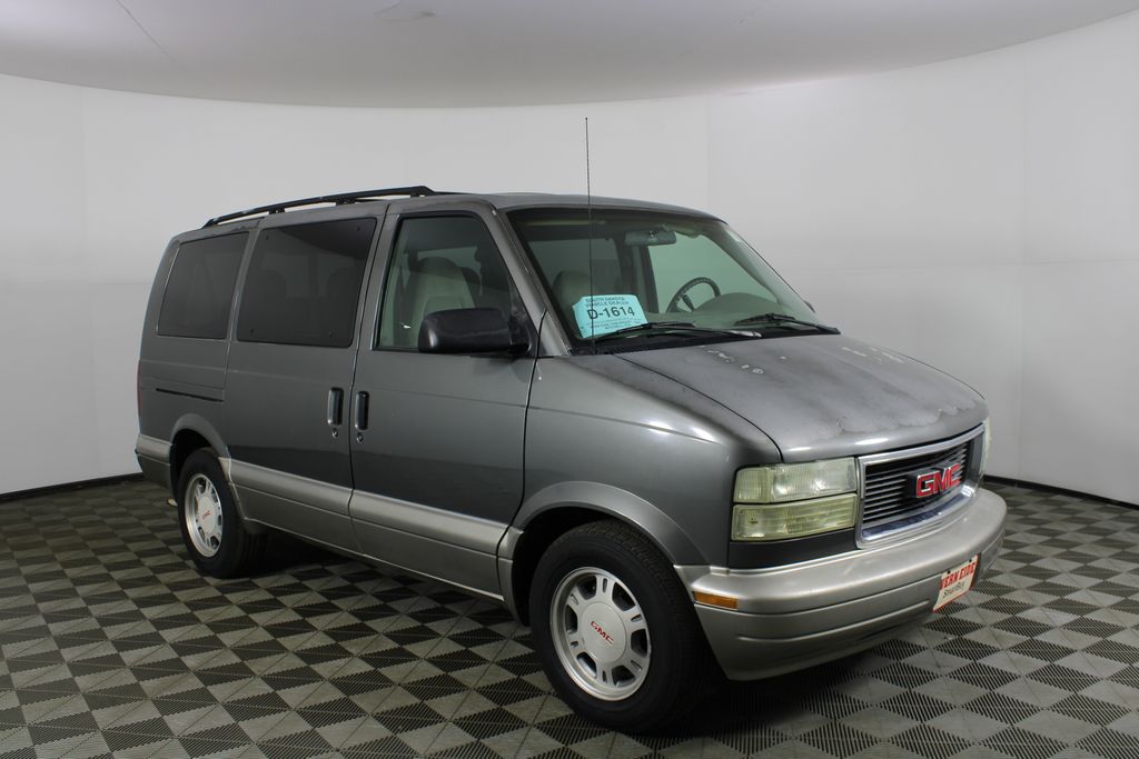 GMC Safari